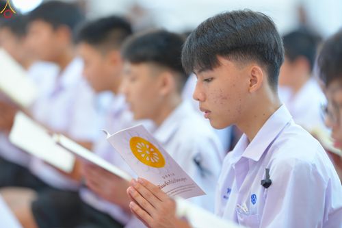 ภาพ No.289007:วันพุธที่ 17 ธันวาคม พ.ศ.2568 กิจกรรมเยาวชนไทยรวมใจทำความดี "เด็กดีมหานคร ต้นแบบด้านศีลธรรม" แข่งขันสอบตอบปัญหาศีลธรรมในพระพุทธศาสนา ครั้งที่ 7 และวันรวมพลังเด็กดี V-Star ประจำปี 2568 ณ วัดมหาธาตุยุวราชรังสฤษฎิ์ราชวรมหาวิหาร กรุงเทพมหานคร