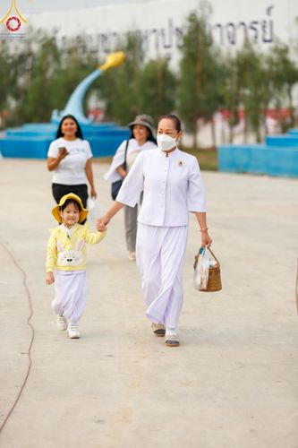 ภาพ No.118670:พิธีตักบาตรพระธรรมยาตรา ปีที่ 12 ณ อนุสรณ์สถานลำดับที่ 5 สถานที่เผยแผ่วิชชาธรรมกายครั้งแรก อนุสรณ์สถานบางปลา จ.นครปฐม วันที่ 25 มกราคม พ.ศ. 2567