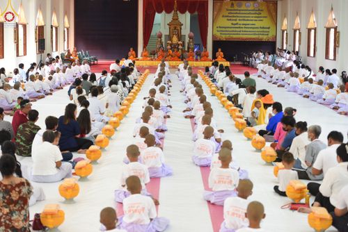 ภาพ No.79406:พิธีเวียนประทักษิณ ขอขมา มอบผ้าไตร โครงการบรรพชาสามเณรฟื้นฟูพระพุทธศาสนาทั่วไทย ณ วัดพระพุทธบาทราชวรมหาวิหาร อ.พระพุทธบาท จ.สระบุรี วันที่ 1 เมษายน พ.ศ. 2566