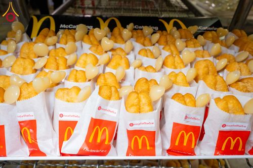 ภาพ No.306987:วันที่ 31 มกราคม พ.ศ. 2569 พิธีถวายภัตตาหารเป็นสังฆทาน แด่พระธรรมยาตรา ณ วัดพระธรรมกาย  จังหวัดปทุมธานี ในโครงการธรรมยาตรา กตัญญูบูชา มหาปูชนียาจารย์ พระมงคลเทพมุนี(สด จนฺทสโร) พระผู้ปราบมาร อนุสรณ์สถาน 7 แห่ง ปีที่ 14