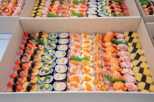 ภาพ No.292674:วันที่ 12 มกราคม พ.ศ. 2569 พิธีถวายภัตตาหารเป็นสังฆทาน แด่พระธรรมยาตรา ณ อนุสรณ์สถานมหาวิหารพระมงคลเทพมุนี (โลตัสแลนด์) อ.สองพี่น้อง จ.สุพรรณบุรี ในโครงการธรรมยาตรา กตัญญูบูชา มหาปูชนียาจารย์ พระมงคลเทพมุนี(สด จนฺทสโร) พระผู้ปราบมาร อนุสรณ์สถาน 7 แห่ง ปี