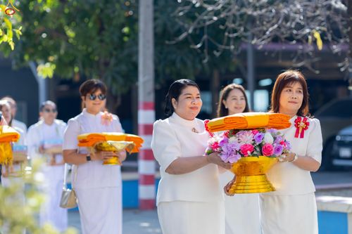 ภาพ No.291473:วันที่ 9 มกราคม พ.ศ. 2569  พิธีทอดผ้าป่าทำนุบำรุงศาสนสถาน  ณ วัดสรรเพรช อ.สามพราน จ.นครปฐม  ในโครงการธรรมยาตรา กตัญญูบูชา มหาปูชนียาจารย์  พระมงคลเทพมุนี(สด จนฺทสโร) พระผู้ปราบมาร  อนุสรณ์สถาน 7 แห่ง ปีที่ 14