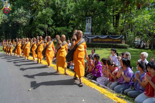 ภาพ No.329154:วันเสาร์ที่ 16 พฤษภาคม พ.ศ.2569 ธรรมยาตรา เดินดูดวงขึ้นดอยฉลองแชมป์บาลี วัดบ้านขุน อำเภอฮอด จังหวัดเชียงใหม่