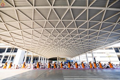 ภาพ No.305965:วันที่ 25 มกราคม พ.ศ. 2569 พิธีต้อนรับพระธรรมยาตรา วัดพระธรรมกาย(ภาพชุดที่ 4) ในโครงการธรรมยาตรา กตัญญูบูชา มหาปูชนียาจารย์ พระมงคลเทพมุนี(สด จนฺทสโร) พระผู้ปราบมาร อนุสรณ์สถาน 7 แห่ง ปีที่ 14