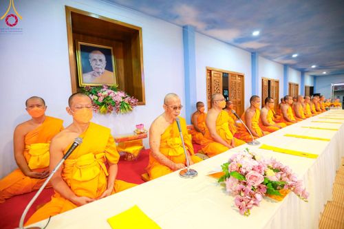 ภาพ No.113651:พิธีถวายภัตตาหารเป็นสังฆทาน แด่คณะพระธรรมยาตรา ปีที่ 12 วันที่ 17 มกราคม พ.ศ. 2567 ณ วัดโบสถ์(บน) บางคูเวียง จ.นนทบุรี