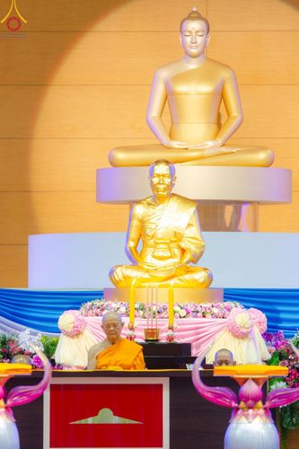ภาพ No.154294:พิธีบูชาครูผู้ค้นพบวิชชาธรรมกาย ณ สภาธรรมกายสากล วัดพระธรรมกาย วันอังคารที่ 17 กันยายน พ.ศ. 2567