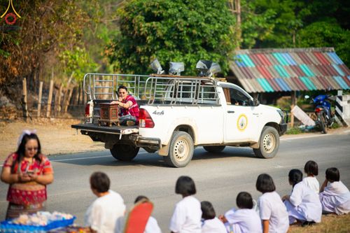 ภาพ No.140356:Photo Story มหัศจรรย์วัดดงดินแดง  EP.8  ภาพการเตรียมงาน การปฎิบัติงาน ของเหล่าผู้ทุ่มเทและเสียสละ เพื่อความสำเร็จของความมหัศจรรย์ ณ วัดดงดินแดง ต.ม่อนจอง อ.อมก๋อย จ.เชียงใหม่ วันที่ 1-7 เมษายน พ.ศ. 2567