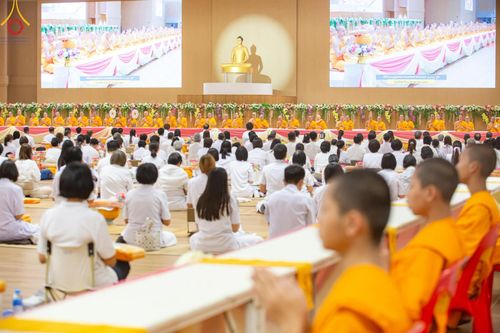 ภาพ No.212742:วันอาทิตย์ที่ 23 มีนาคม พ.ศ. 2568 พิธีร่วมบุญโครงการบรรพชาสามเณร 5,000 รูป ณ ห้องแก้วสารพัดนึก 2 วัดพระธรรมกาย