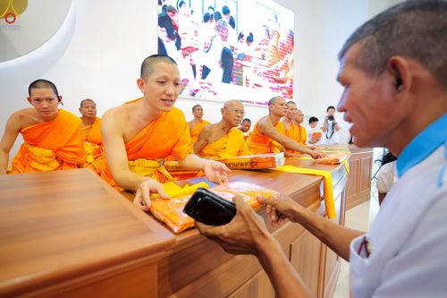 ภาพ No.265634:วันเสาร์ที่ 18 ตุลาคม พ.ศ. 2568 พิธีทอดกฐินสามัคคี ประจำปี 2568 “กฐินครัวมหาทาน” ณ ศูนย์อบรมเยาวชนบางปะหัน ตำบลหันสัง อำเภอบางปะหัน จังหวัดพระนครศรีอยุธยา