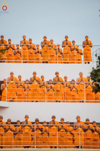 ภาพ No.119012:คณะพุทธบุตรธรรมยาตราร่วมปฏิบัติธรรม และถ่ายภาพหมู่ประวัติศาสตร์ ในโครงการธรรมยาตราฯ ปีที่ 12  วันที่ 25 มกราคม พ.ศ. 2567  ณ อาคารธรรมยาตรา กตัญญูบูชามหาปูชนียาจารย์  ตรงข้ามวัดปากน้ำภาษีเจริญ จ.กรุงเทพมหานคร