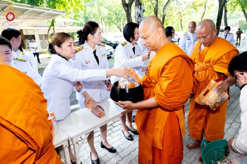 ภาพ No.237661:พิธีเจริญพระพุทธมนต์ ปฏิบัติธรรมเจริญสมาธิภาวนา และทำบุญตักบาตร ถวายพระราชกุศล เนื่องในโอกาสวันเฉลิมพระชนมพรรษา สมเด็จพระนางเจ้าสิริกิติ์ พระบรมราชินีนาถ พระบรมราชชนนีพันปีหลวง วันอังคารที่ 12 สิงหาคม พ.ศ. 2568  ณ อาคารปลูกศรัทธา 2 วัดพระธรรมกาย 