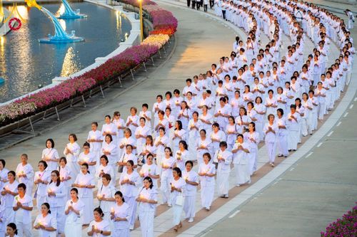 ภาพ No.224236:วันที่ 3-5 พฤษภาคม พ.ศ. 2568  กิจวัตร-กิจกรรมโครงการปฏิบัติธรรมอบรมศีลธรรม “บวชอุบาสิกาแก้ว” ถวายเป็นพระราชกุศล แด่พระบาทสมเด็จพระเจ้าอยู่หัว เนื่องในโอกาสมหามงคล “วันฉัตรมงคล” ณ วัดพระธรรมกาย อ.คลองหลวง จ.ปทุมธานี