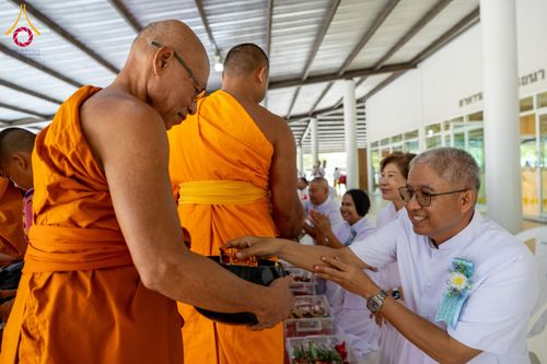 ภาพ No.212453:วันเสาร์ที่ 22 มีนาคม พ.ศ. 2568 พิธีถวายสังฆทานแด่คณะสงฆ์ 323 วัด ปีที่ 21 ครั้งที่ 175 พิธีมอบกองทุนหนุนแรงใจช่วยครูใต้ ปีที่ 18 ครั้งที่ 139 และพิธีทำบุญอุทิศส่วนกุศลให้ผู้วายชนม์ ณ ศูนย์ปฏิบัติธรรมภาคใต้ อำเภอบางกล่ำ จังหวัดสงขลา