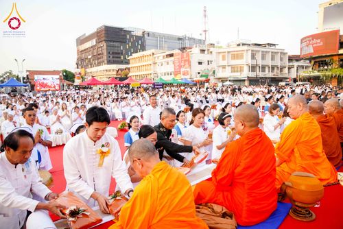 ภาพ No.312740:วันอาทิตย์ที่ 8 มีนาคม พ.ศ.2569 ทำบุญเมืองนครราชสีมา 558 ปี ตักบาตรพระ 10,000 รูป (ภาพชุดที่ 2)