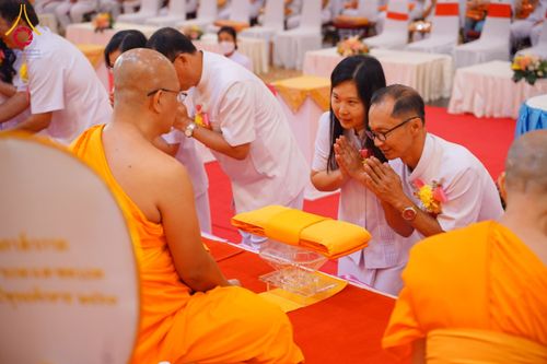 ภาพ No.173882:พิธีทอดกฐิน วัดภาวนาปีนัง ประเทศมาเลเซีย วันที่ 31 ตุลาคม พ.ศ. 2567