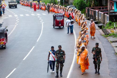 ภาพ No.140953:PhotoStory มหาศรัทธา ธรรมยาตราศรีลังกา EP.5 โครงการสยาม-ลังกา ธรรมยาตรา ฉลองเทศกาลวิสาขบูชาแห่งชาติ ศรีลังกา บูชาธรรม 80 ปีหลวงพ่อธัมมชโย เส้นทางจาก เมืองดัมบูลลา ไปยัง เมืองมาตะเล ตั้งแต่วันที่ 17-20 พฤษภาคม พ.ศ.2567