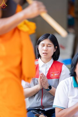 ภาพ No.198744:V.50 สารพัดV สารพัดดี ที่ธรรมยาตรา ในโครงการธรรมยาตรา กตัญญูบูชา มหาปูชนียาจารย์ พระมงคลเทพมุนี(สด จนฺทสโร) พระผู้ปราบมาร อนุสรณ์สถาน 7 แห่ง ปีที่ 13 ระหว่างวันที่ 2-31 มกราคม พ.ศ. 2568