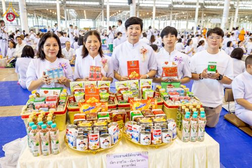 ภาพ No.223363:วันวิสาขบูชา วันอาทิตย์ที่ 11 พฤษภาคม พ.ศ. 2568 พิธีตักบาตร และปฎิบัติธรรม ณ สภาธรรมกายสากล วัดพระธรรมกาย