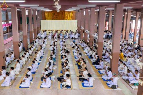 ภาพ No.189910:พิธีทอดผ้าป่าทำนุบำรุงศาสนสถาน ณ วัดอัมพวัน ต.สองพี่น้อง อ.สองพี่น้อง จ.สุพรรณบุรี ในโครงการธรรมยาตรา กตัญญูบูชา มหาปูชนียาจารย์ พระมงคลเทพมุนี(สด จนฺทสโร) พระผู้ปราบมาร อนุสรณ์สถาน 7 แห่ง ปีที่ 13 วันที่ 5 มกราคม พ.ศ. 2568