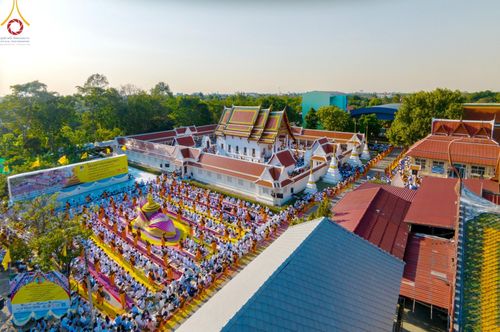 ภาพ No.195492:พิธีต้อนรับพระธรรมยาตรา ณ อนุสรณ์สถานลำดับที่ 4 สถานที่เกิดด้วยกายธรรม วัดโบสถ์(บน) ต.บางคูเวียง จ.นนทบุรี ในโครงการธรรมยาตรา กตัญญูบูชา มหาปูชนียาจารย์ พระมงคลเทพมุนี(สด จนฺทสโร) พระผู้ปราบมาร อนุสรณ์สถาน 7 แห่ง ปีที่ 13 วันที่ 15 มกราคม พ.ศ. 2568