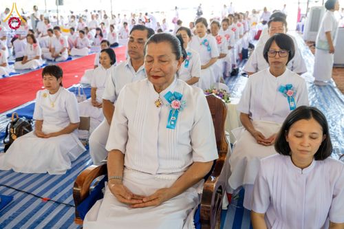 ภาพ No.211545:วันอาทิตย์ที่ 16 มีนาคม พ.ศ. 2568 พิธีทอดผ้าป่าฉลองปทุมเจดีย์ ณ ศูนย์อบรมเยาวชนปัตตานี