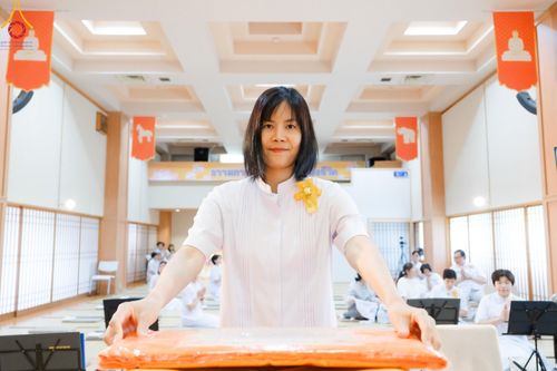 ภาพ No.140582:พิธีทอดผ้าป่าฉลองชัย 20 ปี วัดพระธรรมกายคานากาว่า วันเสาร์ที่ 8 มิถุนายน พ.ศ. 2567