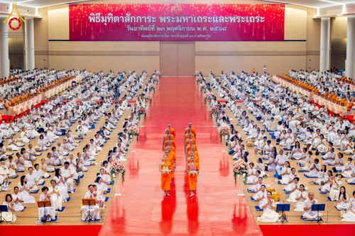 ภาพ No.272893:วันอาทิตย์ที่ 23 พฤศจิกายน พ.ศ.2568 พิธีมุทิตาสักการะ พระมหาเถระและพระเถระ ประจำปีพุทธศักราช 2568 ณ ห้องแก้วสารพัดนึก 2 สภาธรรมกายสากล  วัดพระธรรมกาย