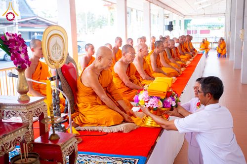 ภาพ No.199909:พิธีทอดผ้าป่าทำนุบำรุงศาสนสถาน ณ วัดบางช้างใต้ ตำบลบางช้าง อำเภอสามพราน จังหวัดนครปฐม ในโครงการธรรมยาตรา กตัญญูบูชา มหาปูชนียาจารย์ พระมงคลเทพมุนี(สด จนฺทสโร) พระผู้ปราบมาร อนุสรณ์สถาน 7 แห่ง ปีที่ 13 วันที่ 22 มกราคม พ.ศ. 2568