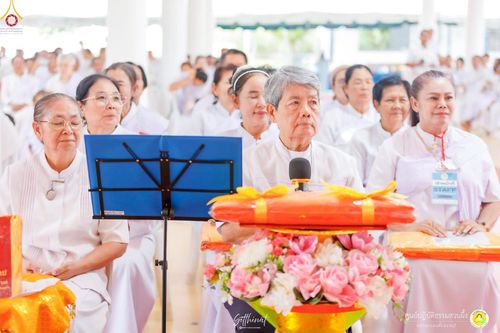 ภาพ No.248462:วันที่ 26-28 กันยายน พ.ศ. 2568 โครงการอบรมอุบาสกแก้ว อุบาสิกาแก้ว รุ่นที่ 3 ผู้แทนทอดกฐินสามัคคีทั่วไทย 30,000 วัด บูชาธรรม 81 ปี หลวงพ่อธัมมชโย ณ ศูนย์ปฏิบัติธรรมสวนผึ้ง จ.ราชบุรี