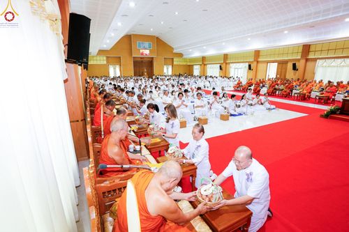 ภาพ No.89779:พิธีวางแผ่นจารึกชื่อ เพื่อนำไปประดิษฐานไว้ในฐานองค์พระประธาน เนื่องในโอกาสครบรอบ 10 ปี ศูนย์ปฏิบัติธรรมนครราชสีมา วันอาทิตย์ที่ 24 กันยายน พ.ศ. 2566