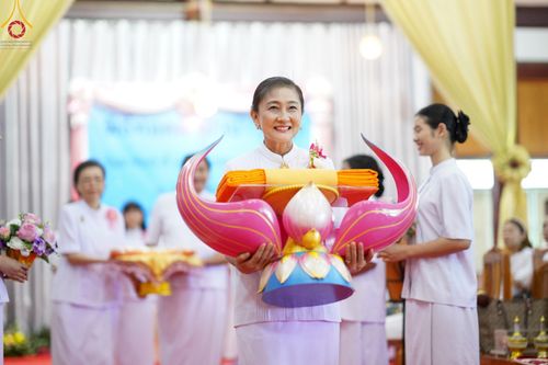 ภาพ No.140470:พิธีตอกเสาเข็มเป็นปฐมฤกษ์ เพื่อสร้างกุฎิและหอสวดมนต์ และพิธีทอดผ้าป่าบำรุงวัด ณ วัดกลางธนรินทร์ ต.บ้านแป้ง อ.พรหมบุรี จ.สิงห์บุรี วันอาทิตย์ที่ 9 มิถุนายน พ.ศ.2567