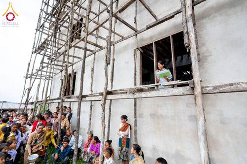 ภาพ No.173303:พิธีทอดกฐินต่างประเทศ ในนามหลวงพ่อธัมมชโย ณ วัดสิริวิเวก เพื่อถวายที่ดินส่วนขยาย 200 ไร่ แขวงจำปาสัก สปป. ลาว วันพุธที่ 30 ตุลาคม พ.ศ. 2567