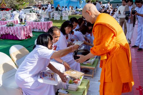 ภาพ No.272777:วันอาทิตย์ที่ 19 ตุลาคม พ.ศ. 2568 พิธีทอดกฐินสามัคคี  ณ วัดพระธรรมกายดีซี สหรัฐอเมริกา 