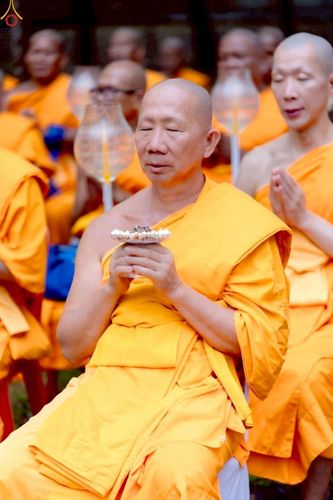 ภาพ No.238368:วันเสาร์ที่ 9 สิงหาคม พ.ศ. 2568 พิธีกลั่นแผ่นดิน โปรยทราย และจุดประทีปถวายเป็นพุทธบูชา จ.ระยอง สถาปนาองค์พระเจดีย์เพื่อสร้างสันติภาพโลก ณ ศูนย์ปฏิบัติธรรมระยอง(บ้านช่องลม) ต.บางบุตร อ.บ้านค่าย จ.ระยอง