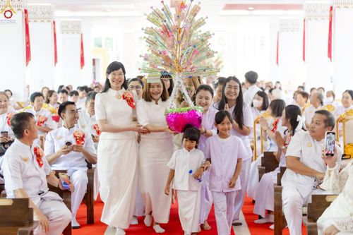 ภาพ No.260310:วันที่ 18 ตุลาคม พ.ศ. 2568 พิธีทอดกฐินสามัคคีทั่วไทย 30,000 วัด โดยคณะศิษยานุศิษย์ บูชาธรรม 81 ปี หลวงพ่อธัมมชโย ณ วัดกิ่วลม ต.บ่อหลวง อ.ฮอด จ.เชียงใหม่