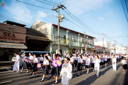 ภาพ No.248741:วันที่ 20 กันยายน พ.ศ. 2568 พิธีอัญเชิญรูปหล่อหลวงปู่วัดปากน้ำ ภาษีเจริญ จากวัดมงคลนิมิตร พระอารามหลวง เพื่อประดิษฐาน ณ วิหารพระมงคลเทพมุนี (สด จนฺทสโร)  ศูนย์ปฏิบัติธรรมภูเก็ต จ.ภูเก็ต