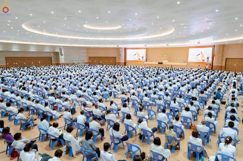 ภาพ No.242262:วันที่ ๒๙ - ๓๑ สิงหาคม พ.ศ. ๒๕๖๘ สัมมนารวมใจผู้นำบุญ บูชาธรรม ๘๑ ปี  หลวงพ่อธัมมชโย รุ่นที่ ๒ กฐินสามัคคีทั่วไทย ๓๐,๐๐๐ วัด โครงการอุปสมบทบูชาธรรมมหาปูชนียาจารย์  ๓,๐๐๐ รูป