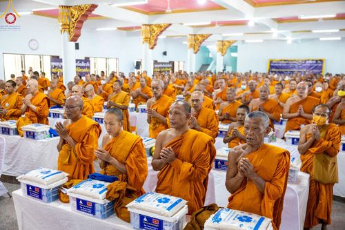 ภาพ No.131837:พิธีถวายสังฆทาน 323 วัด 4 จังหวัดชายแดนภาคใต้ ปีที่ 20 ครั้งที่ 167 และ พิธีมอบกองทุนหนุนแรงใจช่วยครูใต้ ปีที่ 17 ครั้งที่ 132 วันเสาร์ที่ 23 มีนาคม พ.ศ. 2567 ณ วัดมุจลินทวาปีวิหารพระอารามหลวง อ.หนองจิก จ.ปัตตานี