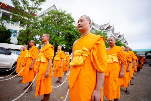 ภาพ No.239197:วันอาทิตย์ที่ 17 สิงหาคม พ.ศ. 2568 พิธีอัญเชิญรูปเหมือนพระมงคลเทพมุนี (สด จันทสโร) ณ ศาลากลางจังหวัดเลย ถึงลานพญานาค สวนสาธารณะกุดป่อง อ.เมือง จ.เลย