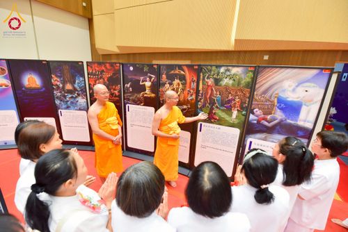 ภาพ No.224937:วันที่ 11 พฤษภาคม พ.ศ. 2568 วัดพระธรรมกายฮ่องกง จัดงานบุญเนื่องในวันวิสาขบูชา วันสำคัญสากลของโลก