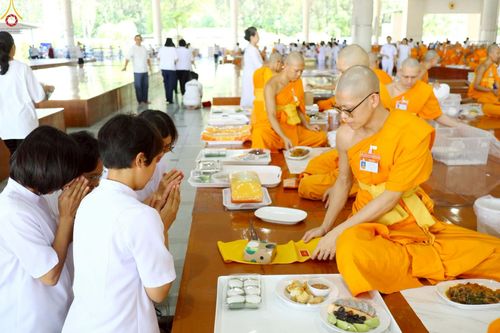 ภาพ No.237977:วันเสาร์ที่ 9 สิงหาคม พ.ศ. 2568 (วันพระ ขึ้น 15 ค่ำ เดือน 9) พิธีบุพเปตพลี ครั้งที่ 168 ร่วมอุทิศบุญแด่หมู่ญาติที่ล่วงลับไปแล้ว และสืบทอดอายุพระพุทธศาสนา ณ หอฉันคุณยายอาจารย์ฯ วัดพระธรรมกาย