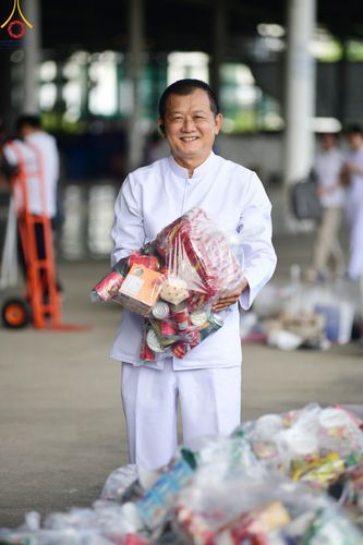 ภาพ No.150604:V.44 เพื่อพ่อ ภาพเตรียมงาน ปฎิบัติงาน ของเจ้าหน้าที่ อาสาสมัคร ทุกสถานะ เพื่อความสำเร็จ ในงานวันธรรมชัย วันอังคารที่ 27 สิงหาคม พ.ศ. 2567