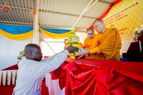 ภาพ No.231670:โครงการบรรพชาอุปสมบทหมู่ครั้งที่ 2 ณ วัดพระธรรมกายโจฮันเนสเบิร์ก ประเทศแอฟริกาใต้ วันอาทิตย์ 29 มิถุนายน พ.ศ. 2568