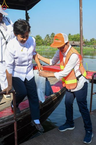 ภาพ No.110871:V.9 กล้าเก่ง การเตรียมงาน เก็บงาน การรับบุญของเจ้าหน้าที่หน่วยงานต่างๆ เพื่อโครงการธรรมยาตรา กตัญญูบูชามหาปูชนียาจารย์ พระมงคลเทพมุนี (สด จนฺทสโร) พระผู้ปราบมาร อนุสรณ์สถาน 7 แห่ง ปีที่ 12 ระหว่างวันที่ 2 - 31 มกราคม พ.ศ.2567