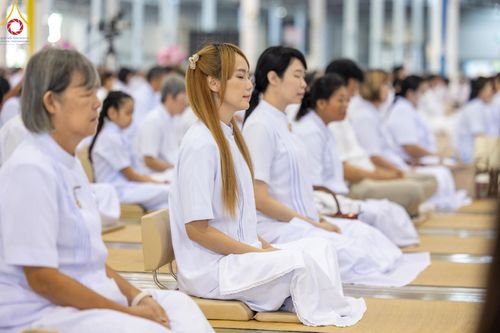 ภาพ No.159181:พิธีบูชาข้าวพระ ในวันอาทิตย์ต้นเดือน วันที่ 6 ตุลาคม พ.ศ. 2567 ณ สภาธรรมกายสากล วัดพระธรรมกาย