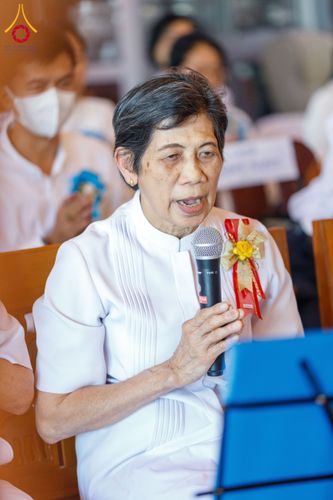 ภาพ No.197377:พิธีเจริญพระพุทธมนต์ ปฏิบัติธรรม มอบทุนการศึกษา ถวายสังฆทาน 108 วัด เพื่อถวายเป็นพุทธบูชา และขับเคลื่อนโครงการหมู่บ้านรักษาศีล 5 โดยคณะสงฆ์จังหวัดนนทบุรี คณะศิษยานุศิษย์วัดพระธรรมกาย โครงการธรรมยาตรา ปีที่ 13 ณ วัดตะเคียน อ.บางกรวย จ.นนทบุรี