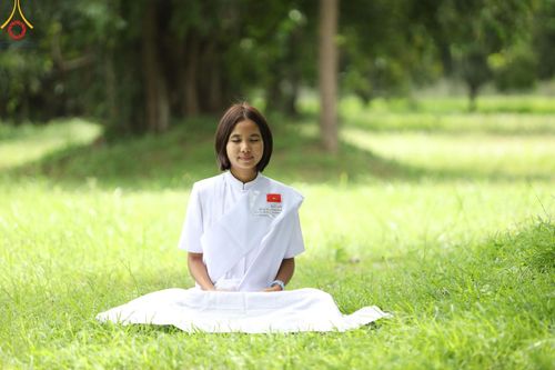 ภาพ No.152434:พิธีมอบสไบแก้ว โครงการอบรมอุบาสิกาแก้วจังหวัดบุรีรัมย์รุ่นที่ 1 วันที่ 6-8 กันยายน พ.ศ. 2567