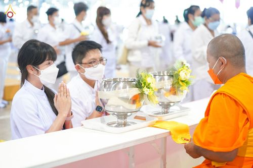 ภาพ No.76661:พิธีถวายโคมมาฆประทีป น้อมถวายเป็นพุทธบูชา แด่คณะพระภิกษุ สามเณร วัดพระธรรมกาย วันที่ 25 กุมภาพันธ์ พ.ศ. 2566