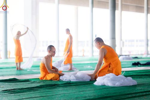 ภาพ No.220599:วันที่ 22 - 25 เมษายน พ.ศ. 2568 การต้อนรับพักค้างพระสังฆาธิการ และการเก็บงานพักค้าง เพื่องานวันคุ้มครองโลก ณ วัดพระธรรมกาย