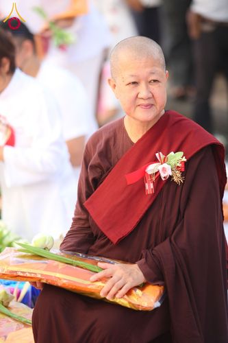 ภาพ No.147888:มหาสังฆทานครั้งยิ่งใหญ่ ตักบาตรพระ 10,000 รูป คณะสงฆ์ 4 ประเทศ 14 จังหวัดภาคใต้ วันอาทิตย์ที่ 11 สิงหาคม พ.ศ. 2567 ณ นิพัทธ์อุทิศ 3 ใจกลางนครหาดใหญ่ จ.สงขลา